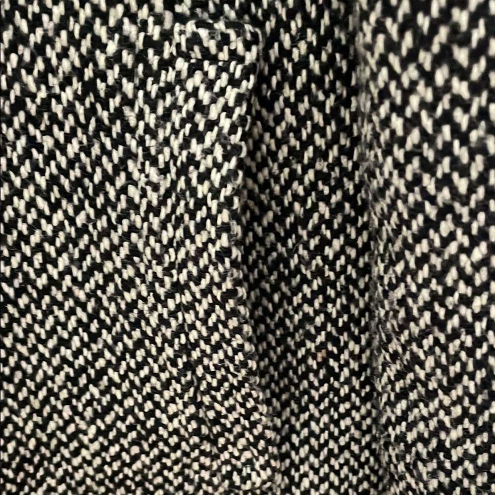 Chic Monochrome Herringbone Jacket - image 3